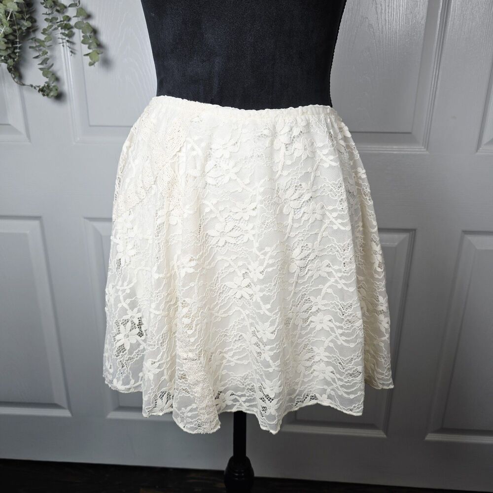 No Boundaries Cream White Lace Lined Skirt XXL 20 Sexy Coquette